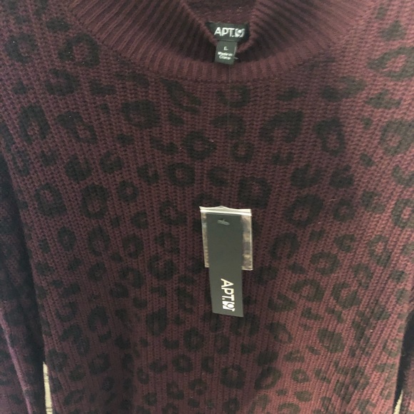NWT Apt. 9 Burgundy Leopard Sweater With Black Hem - Picture 5 of 6
